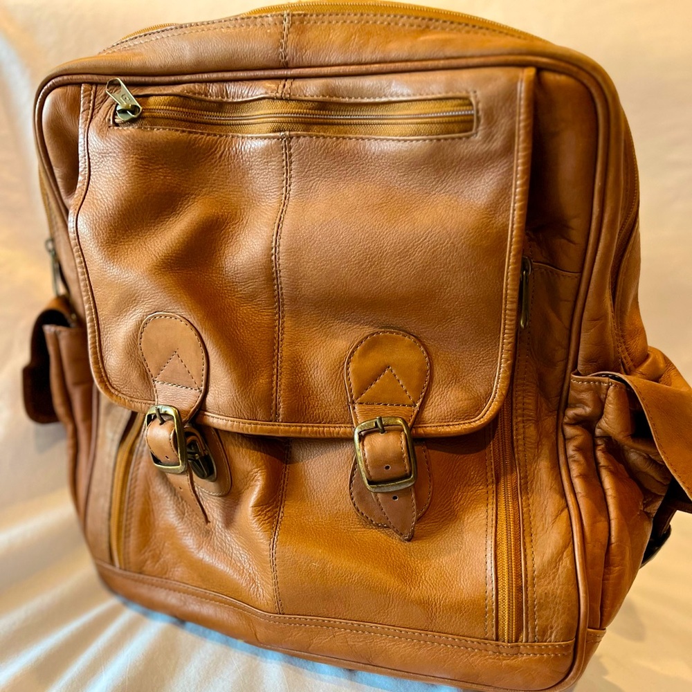 Genuine leather full-size laptop bag/backpack